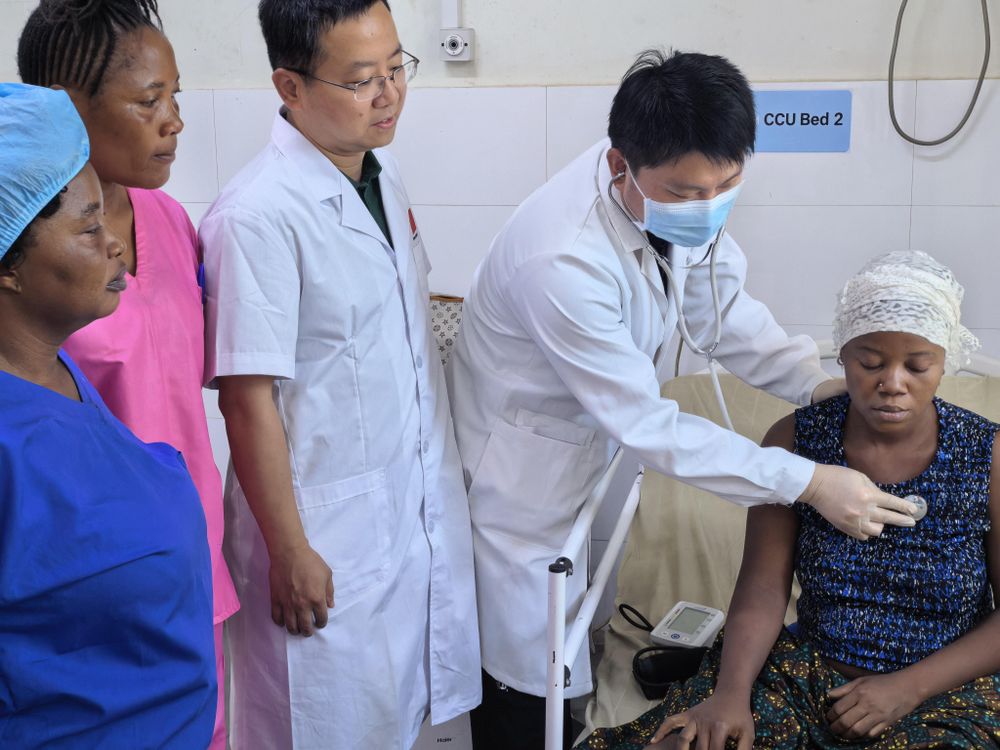 Chinese medical team saves young mother from life-threatening heart condition in Sierra Leone