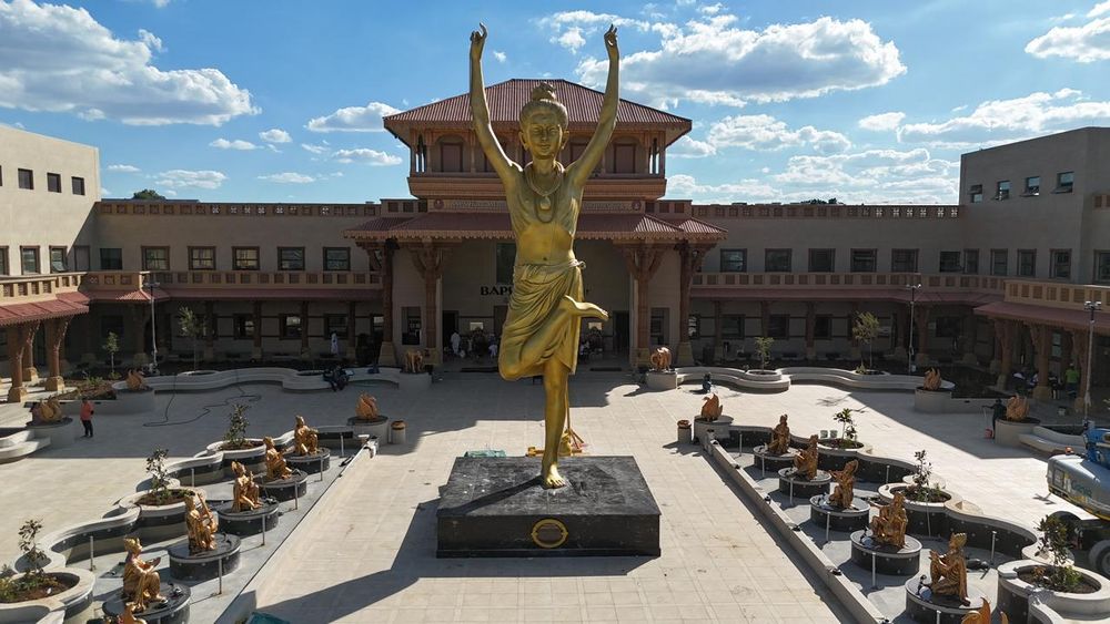 Milestone consecration for tallest bronze statue in South Africa at BAPS Hindu Mandir
