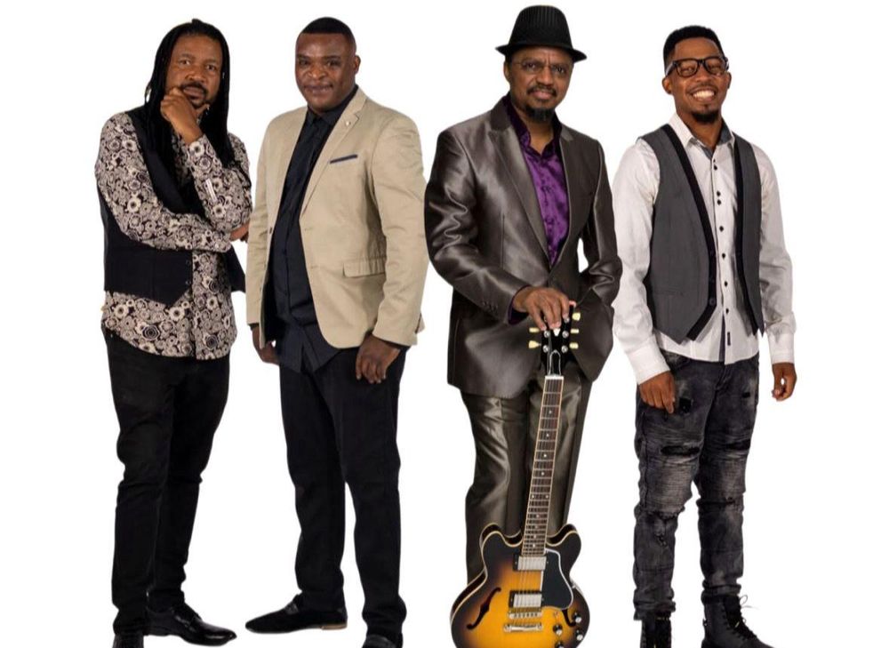 Nostalgia comes alive at the '80s & '90s jams concert in Westwood Mall