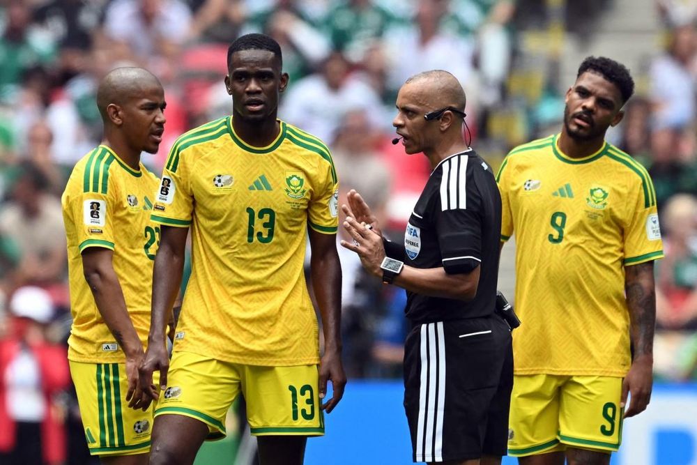 Bafana Bafana fall 2-0 to Mexico in World Cup opener at Azteca