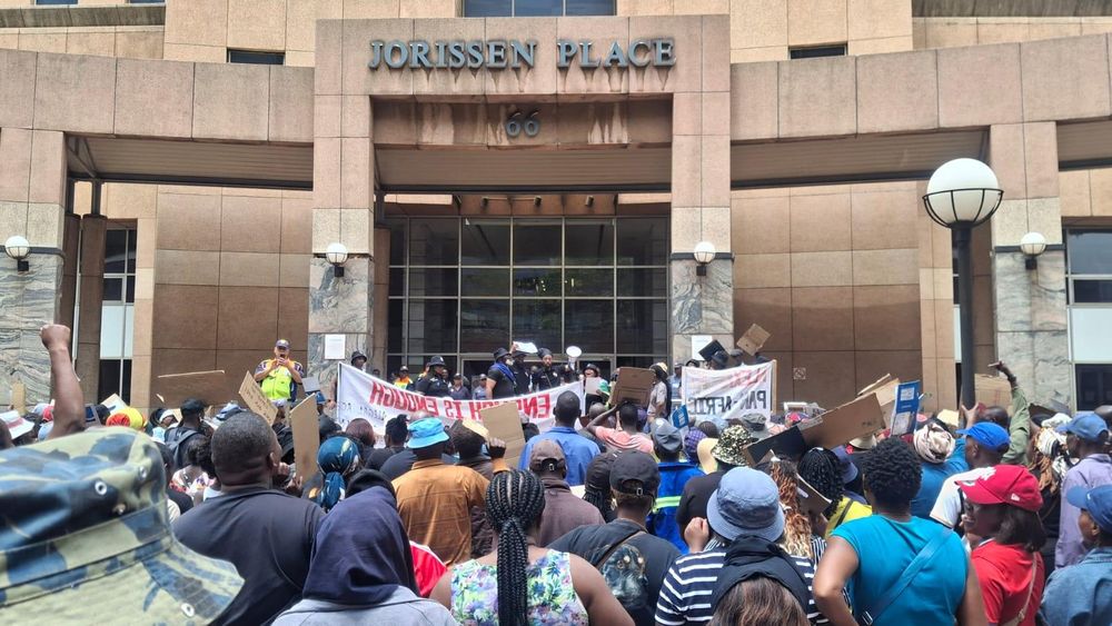 Informal traders in Johannesburg CBD protest against permit delays and harassment