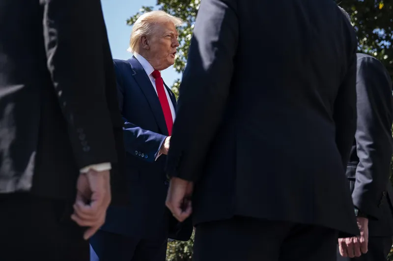 Trump announces tariffs of at least 25% on 14 countries