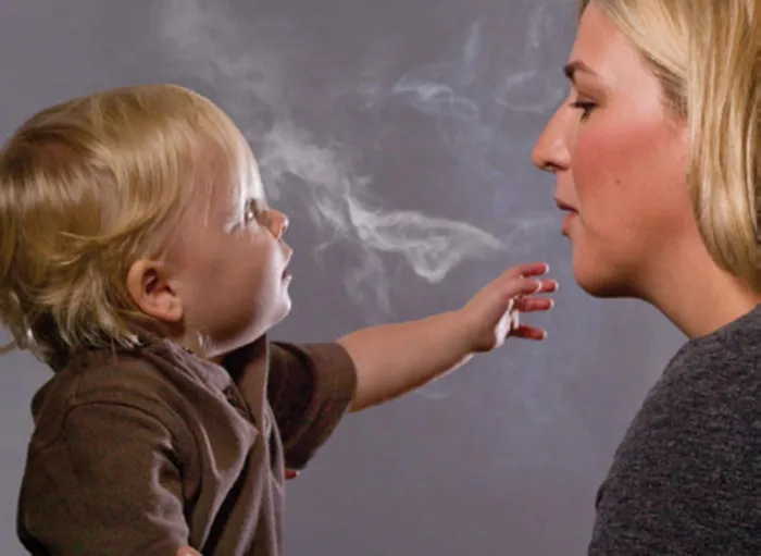 what is in a electronic cigarette Electronic cigarette