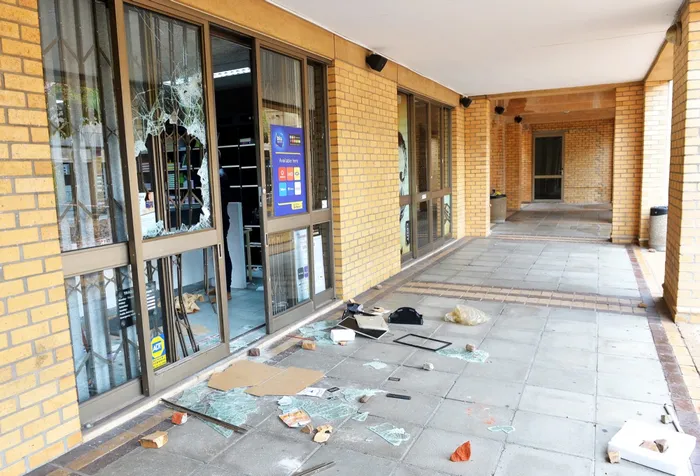 CPUT shuts down all its campuses protests escalates, open days postponed