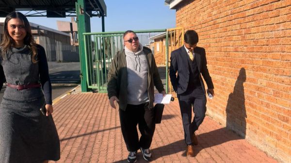 Shaun Roos wins bail appeal in bribery case against City Manager