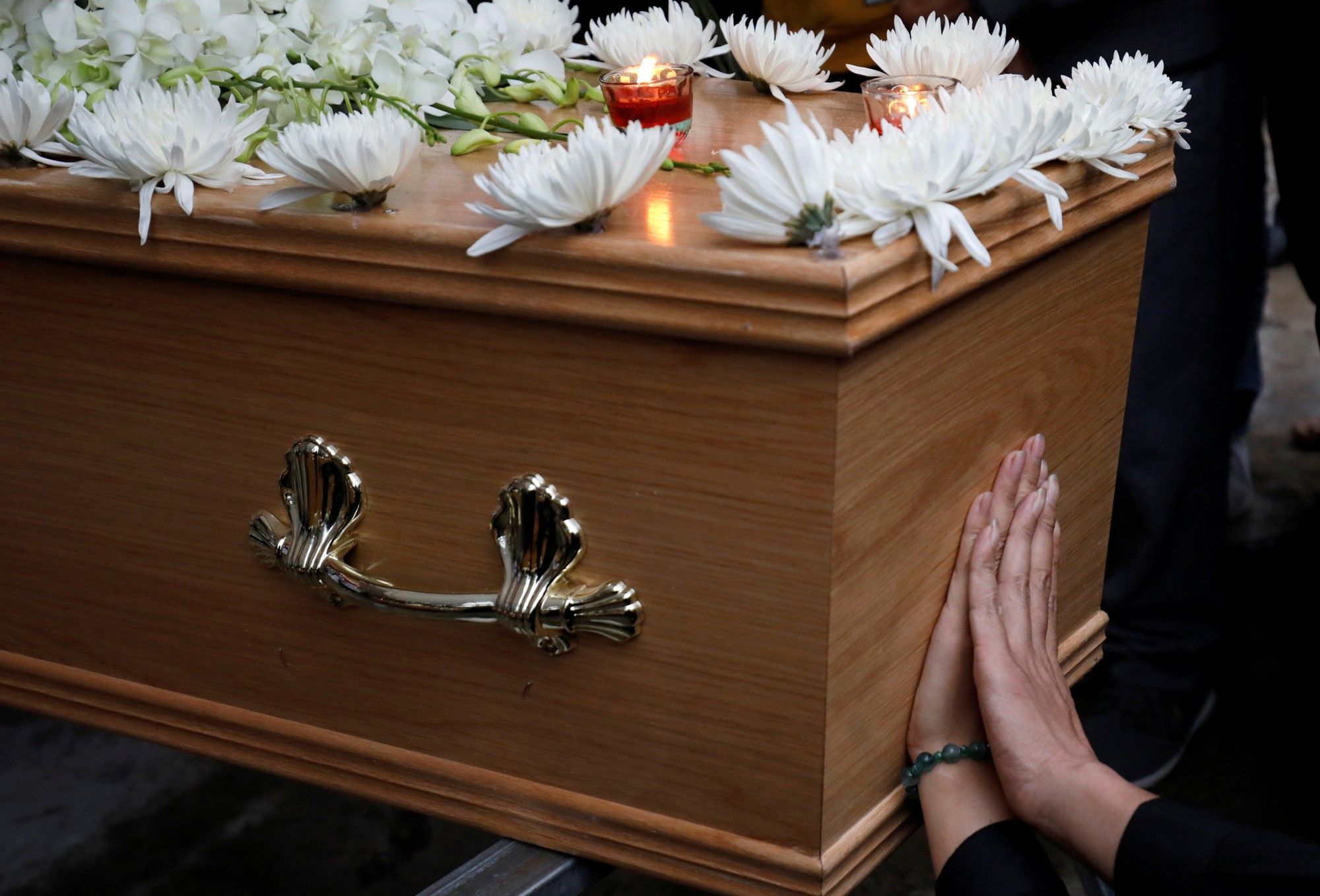 Celebrating life or just a grave mistake? Netizens react to the Funeral