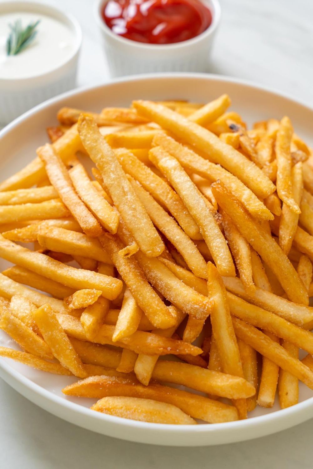 Junk foods ads banned from UK TV and online