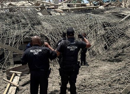 Community rallies for those trapped in Verulam temple disaster