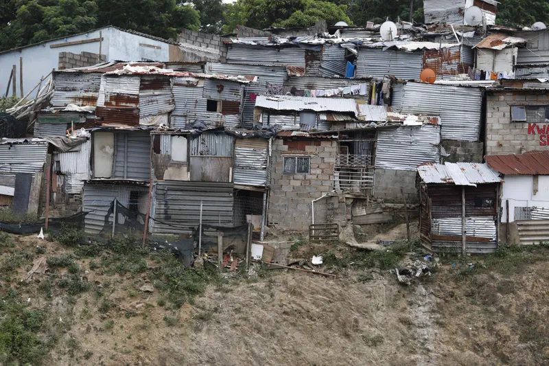 Residents in ward 25 protest against municipal home demolitions