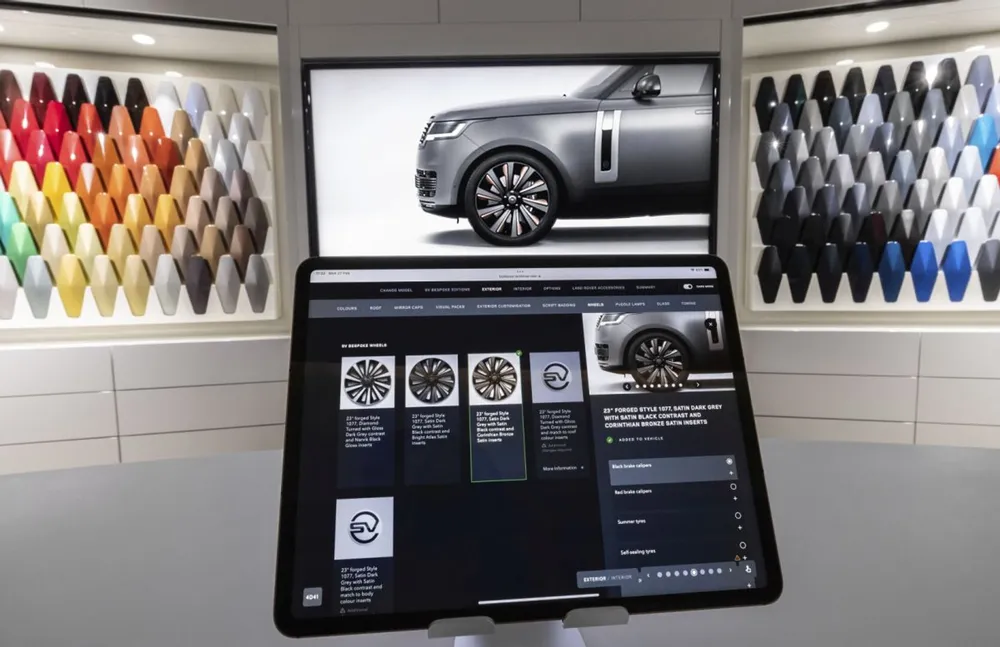 Range Rover SV Bespoke commissioning service