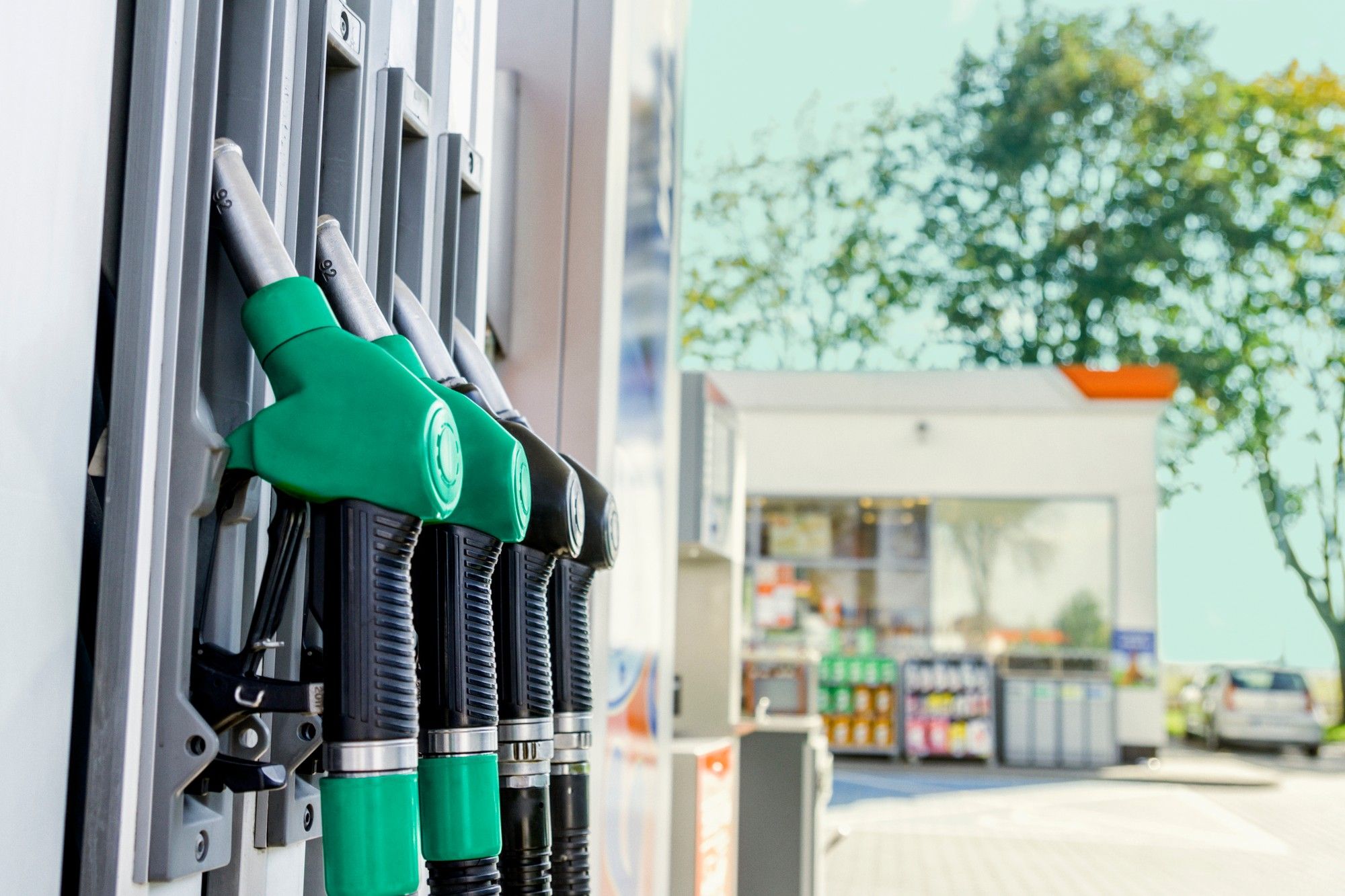 FUEL PRICES TO SAY STABLE