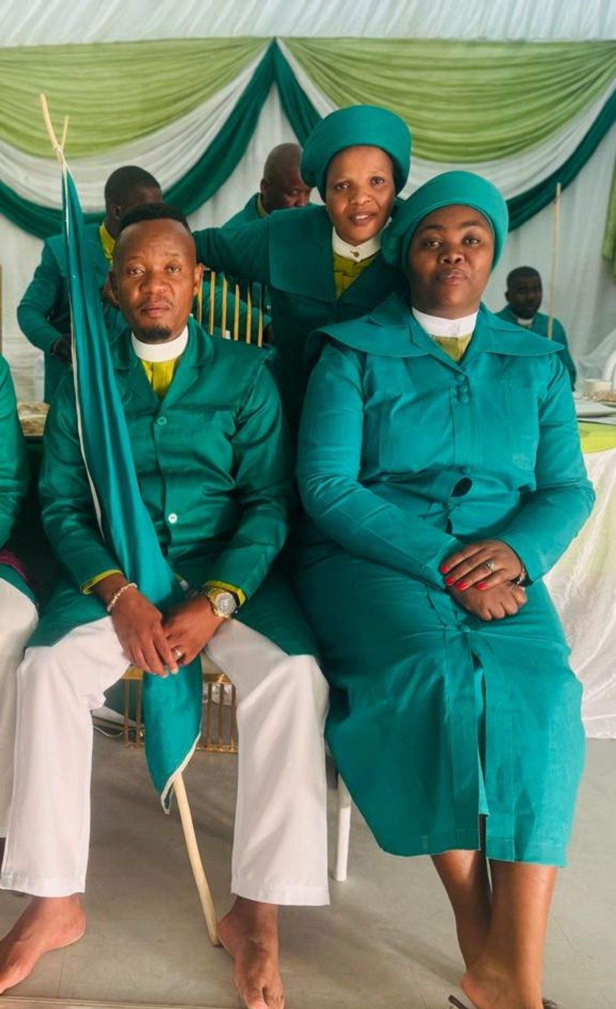 Amabandla akhuthaza intsha ngezemidlalo