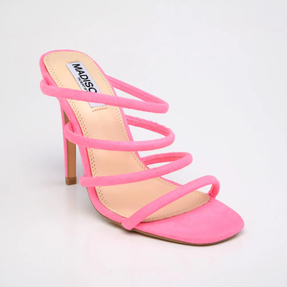 Elinor Sandle in fuschia