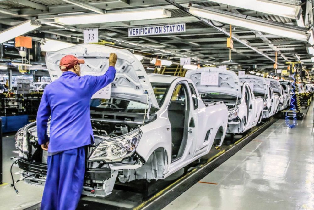 SA’s new vehicle market surges past 100,000 sales milestone in early 2026