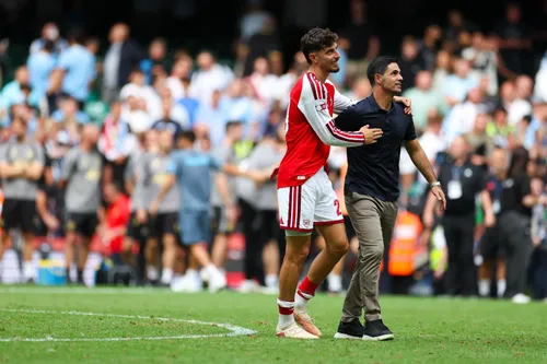 Arsenal primed for Premier League title defence as rivals face questions