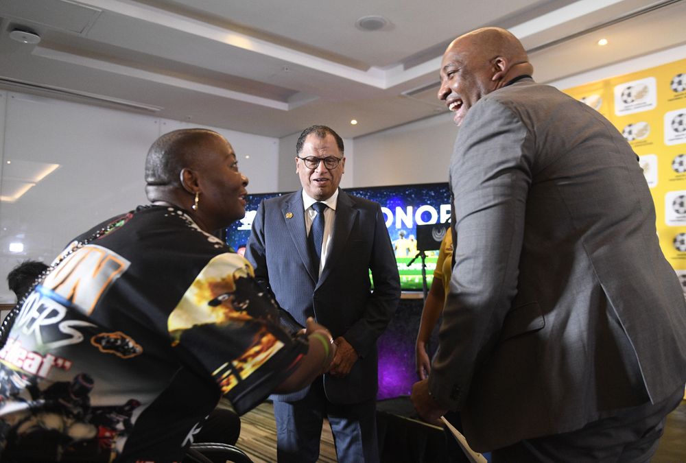 McKenzie quitte le projet VAR alors que Safa gère un budget de 20 millions de Rands