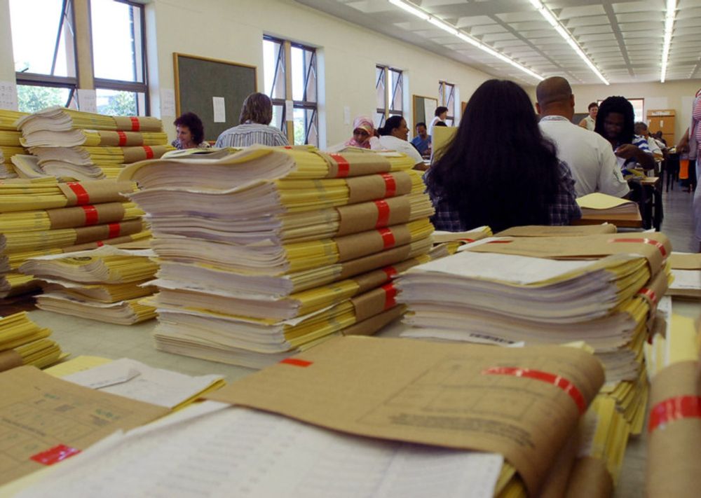 MEC Vosloo to open Northern Cape matric marking centres with over 900 ...