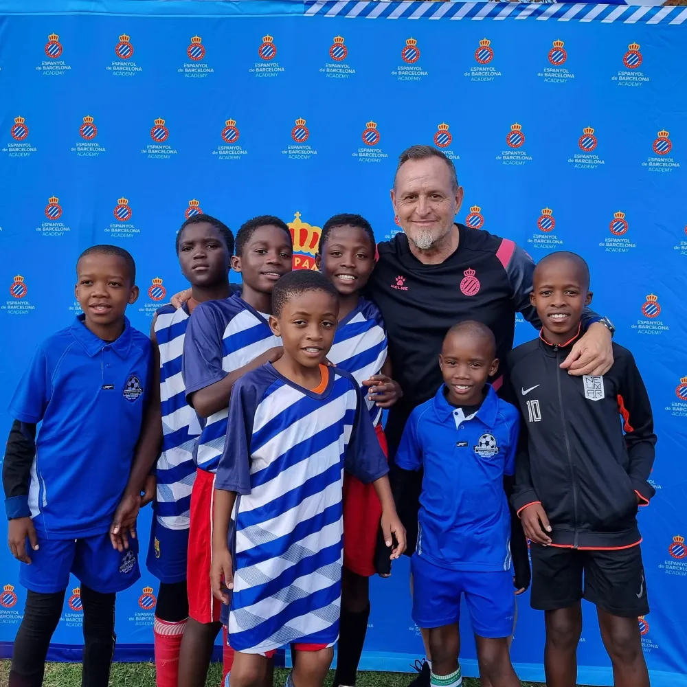Michael Bender, Chief Executive Officer of the RCD Espanyol Academy Johannesburg and Ibercup SA, with some of the trialists who attended the academy’s successful trials in Johannesburg
