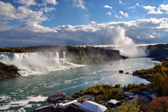 Niagra Falls are 90 minutes away from the city.