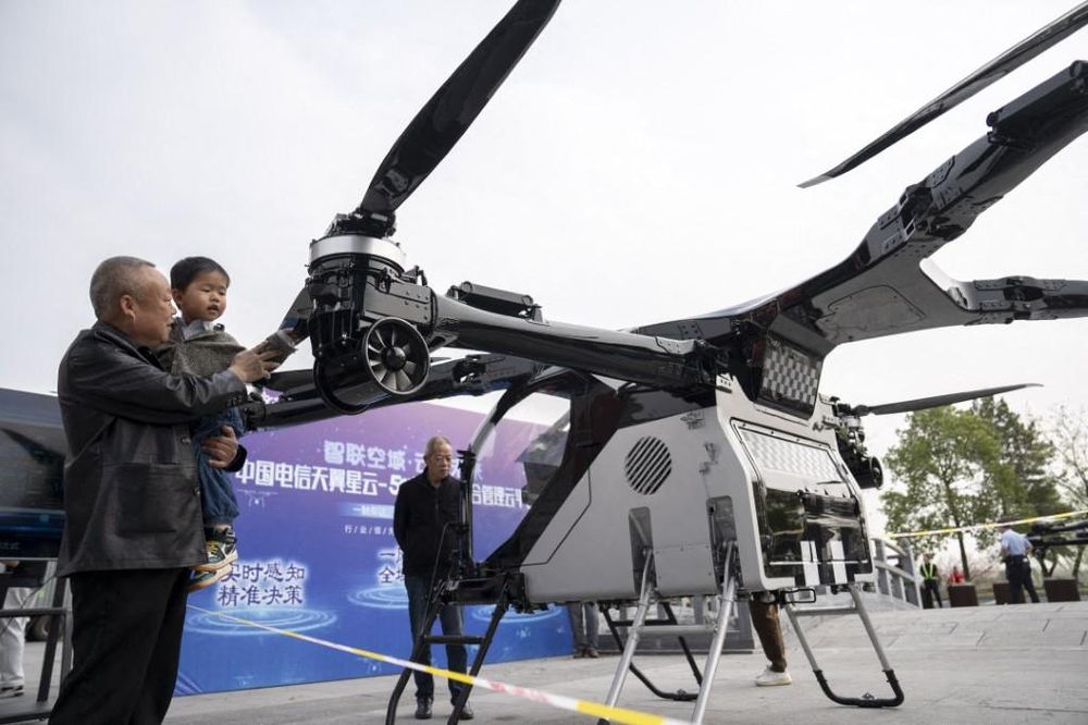 Chinese manufacturer demos flying car in UAE, and it looks like a death trap