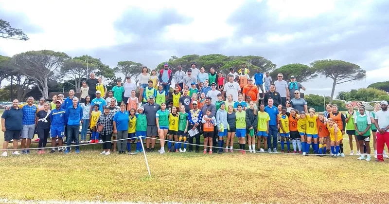 Community spirit shines as Eddie Andrews supports Meadowridge football trials