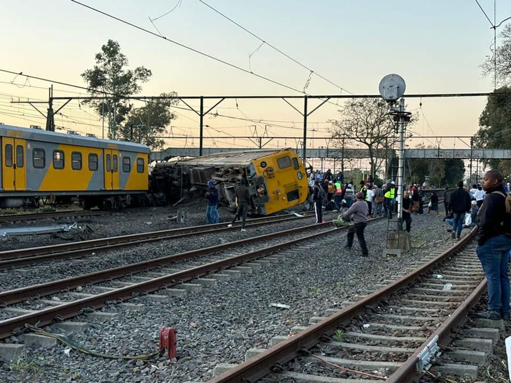 Multiple passengers injured after train derails in Paarl