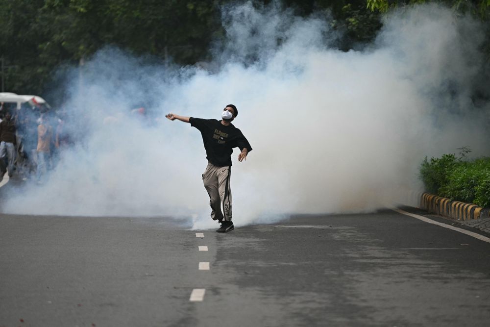 Angry students face police batons, tear gas in Delhi protest