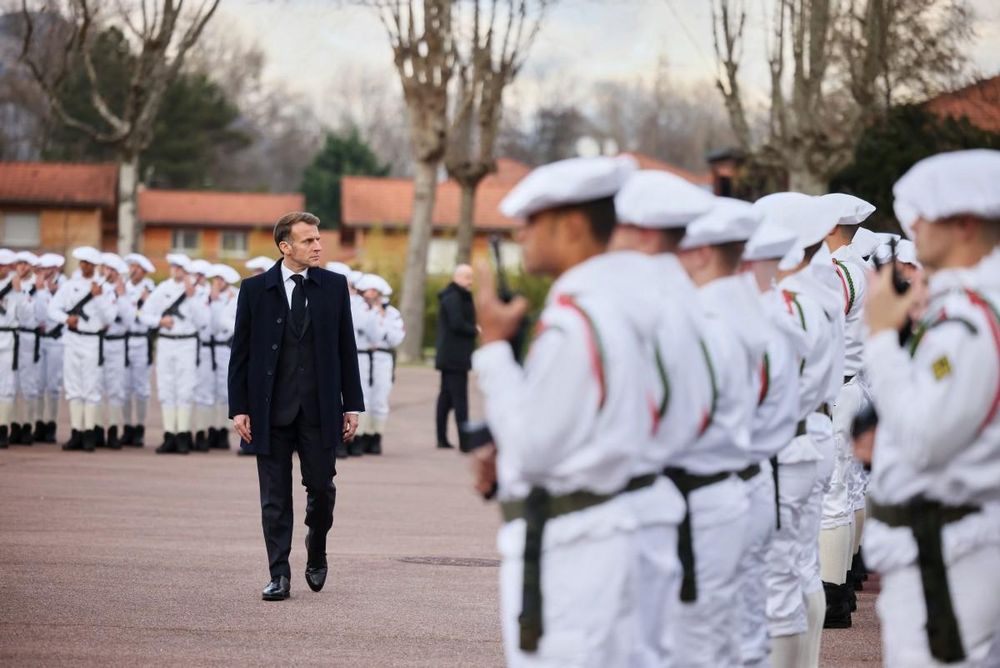 France reinstates military service amid anxiety over Russia