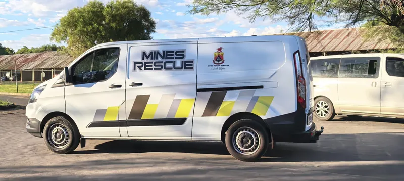 Sombre mood deepens as Ekapa continues search for five trapped miners