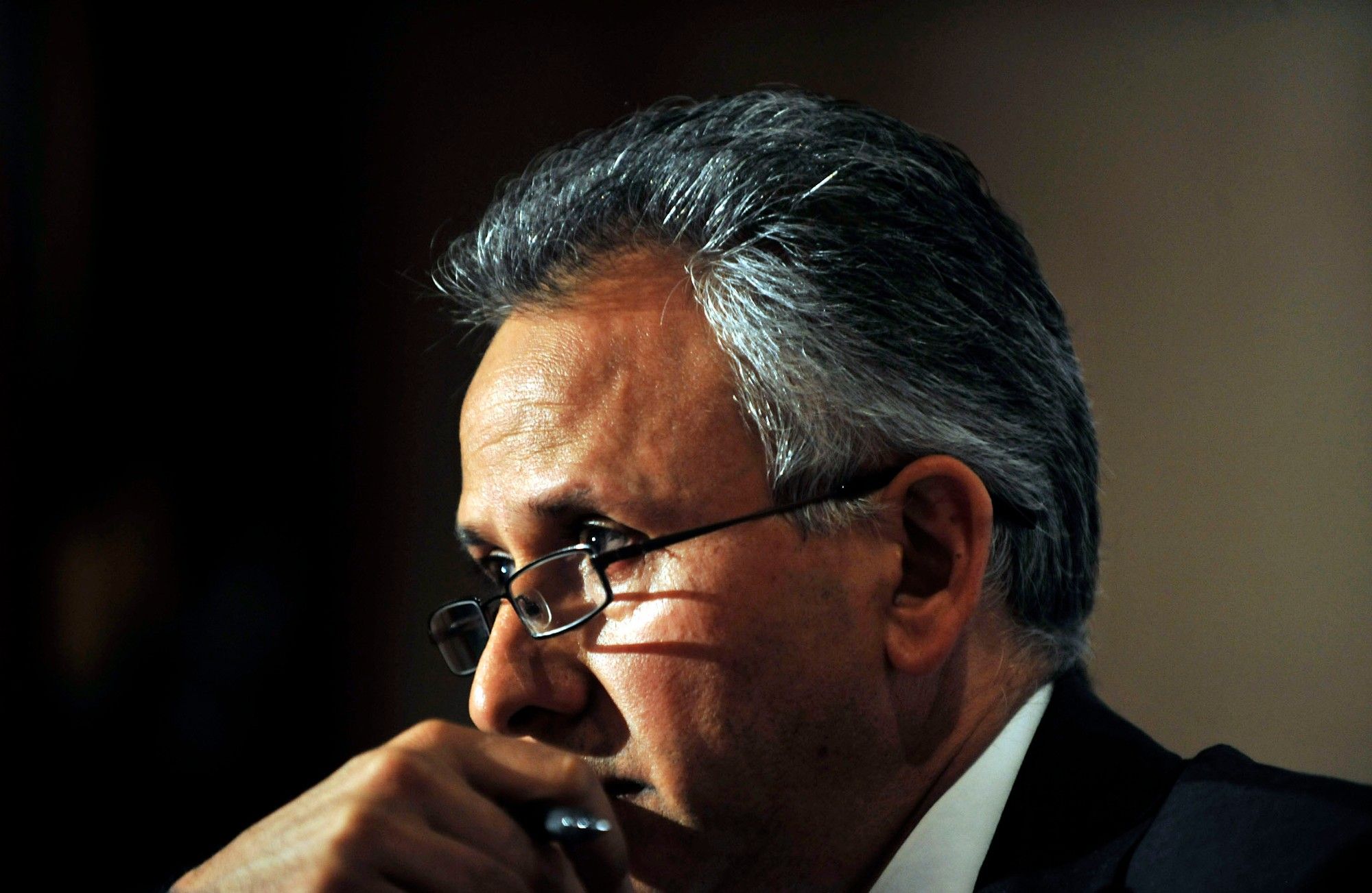 Der neue Polizeiminister Cachalia will mit Mkhwanazi über „höchst ...