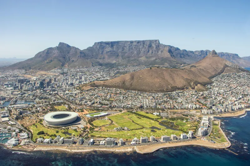 Mastering Cape Town's festive chaos: your guide to a stress-free holiday
