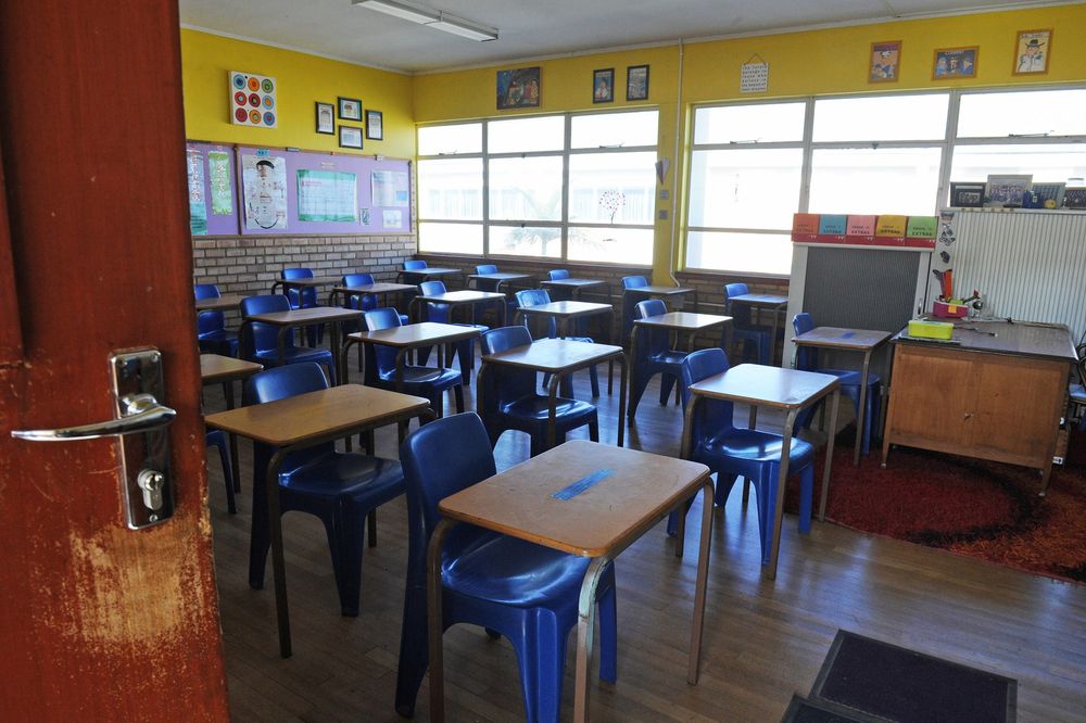 Gauteng grade 12 learner dies after being struck by scholar transport bus