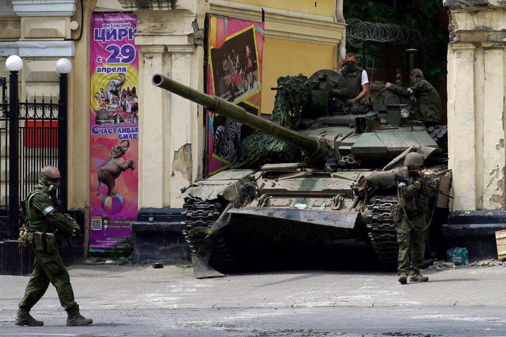 South Africans trapped in Ukraine: Pretoria probing how they were lured to ...