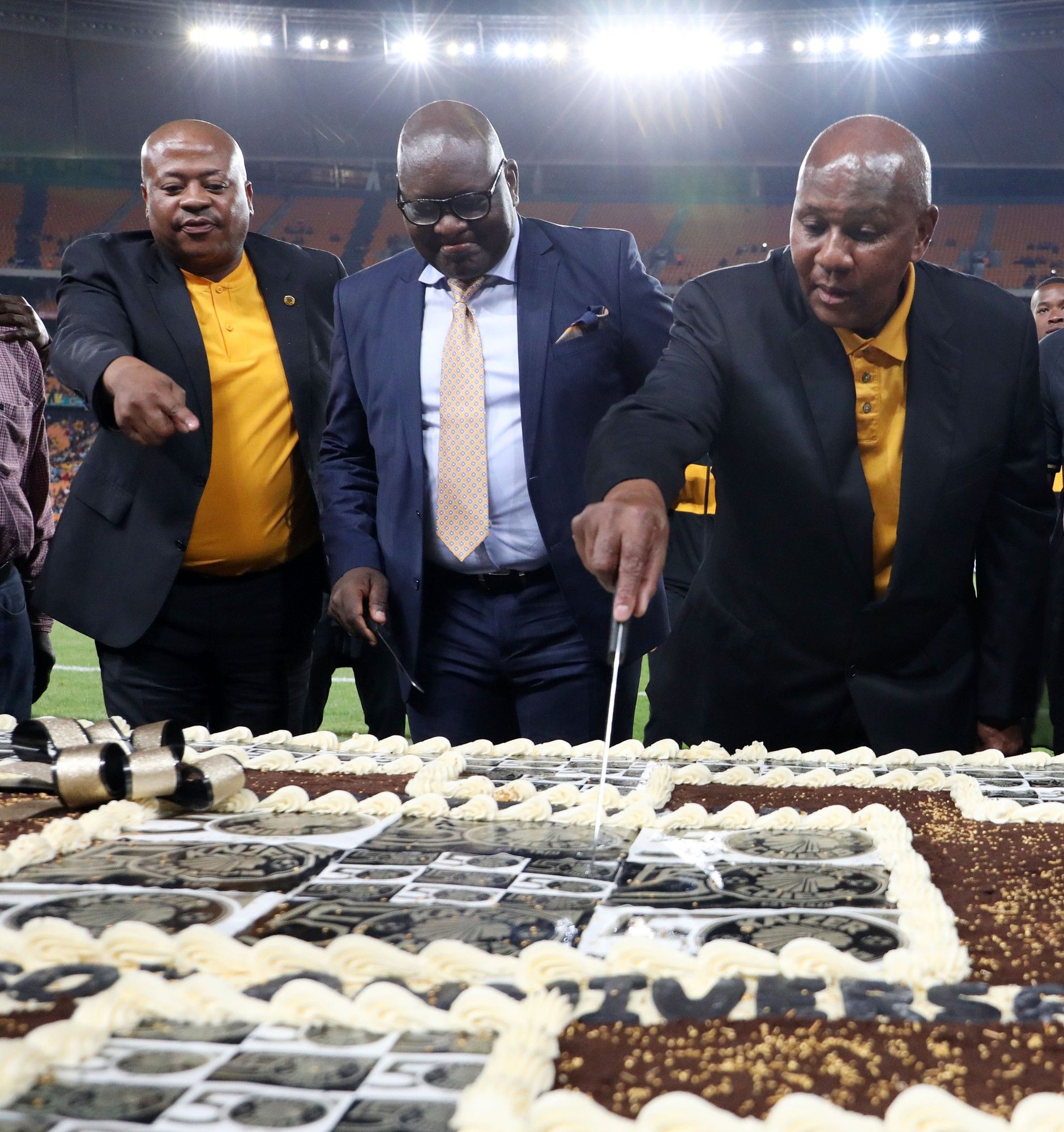 Kaizer Chiefs look for cup success to celebrate Kaizer Motaung’s 80th ...