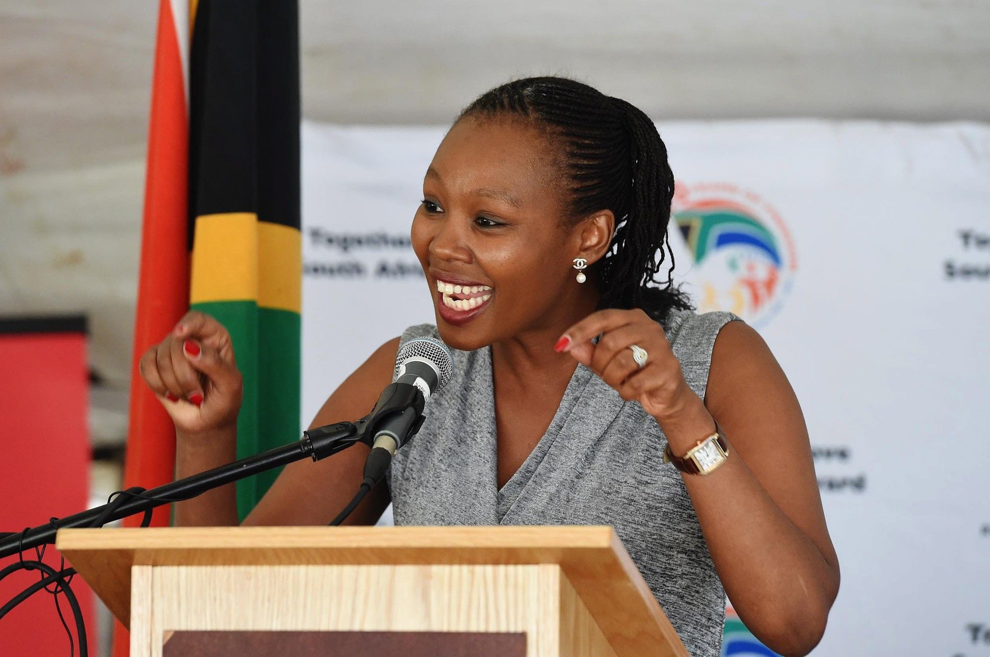 R500 million initiative to assist spaza shops in South Africa