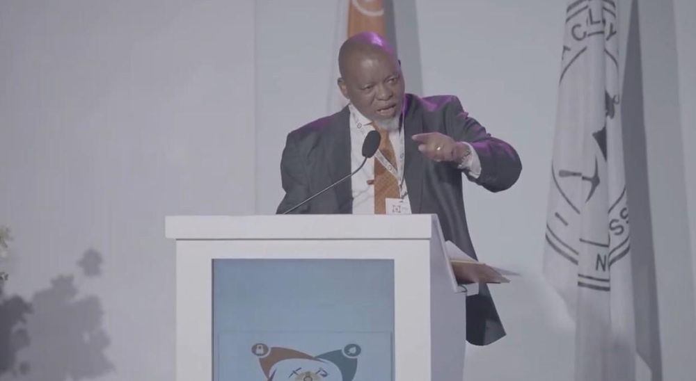 Mantashe defends future of coal mining, calls for more power stations