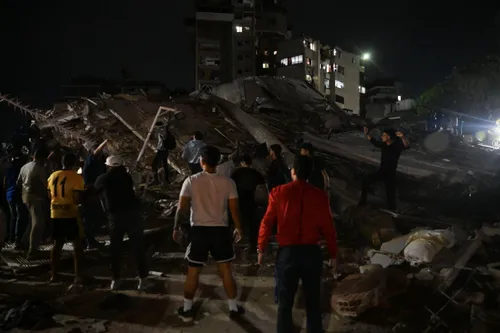 Strong Earthquakes Strike Northwest Venezuela and Colombia