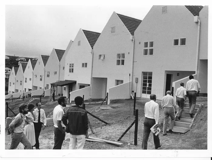Houses being inspected in Woodview, Phoenix, 50 years ago
