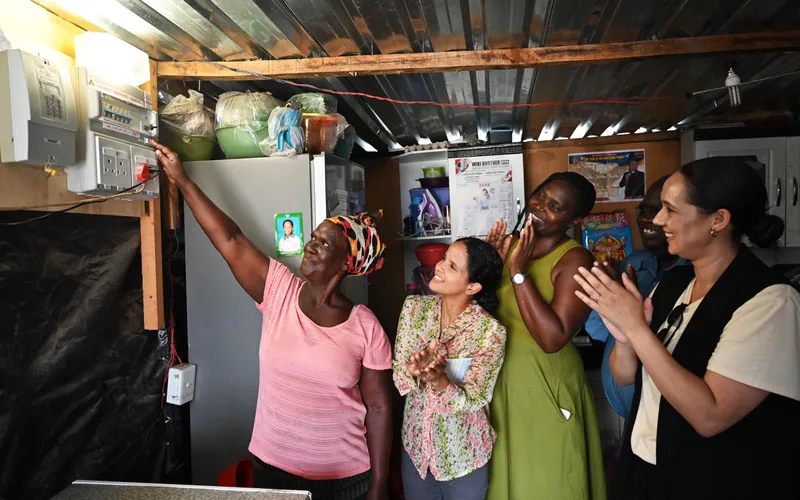 City of Cape Town connects 395 homes to the electricity grid in Nomzamo