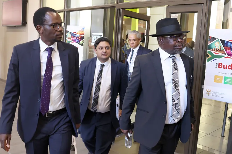 Godongwana considers measures for stability at the PIC amid board exodus