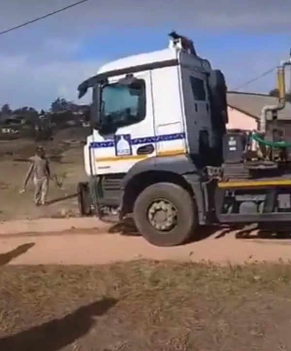 Graphic video emerges after man dies in eThekwini Water tanker incident