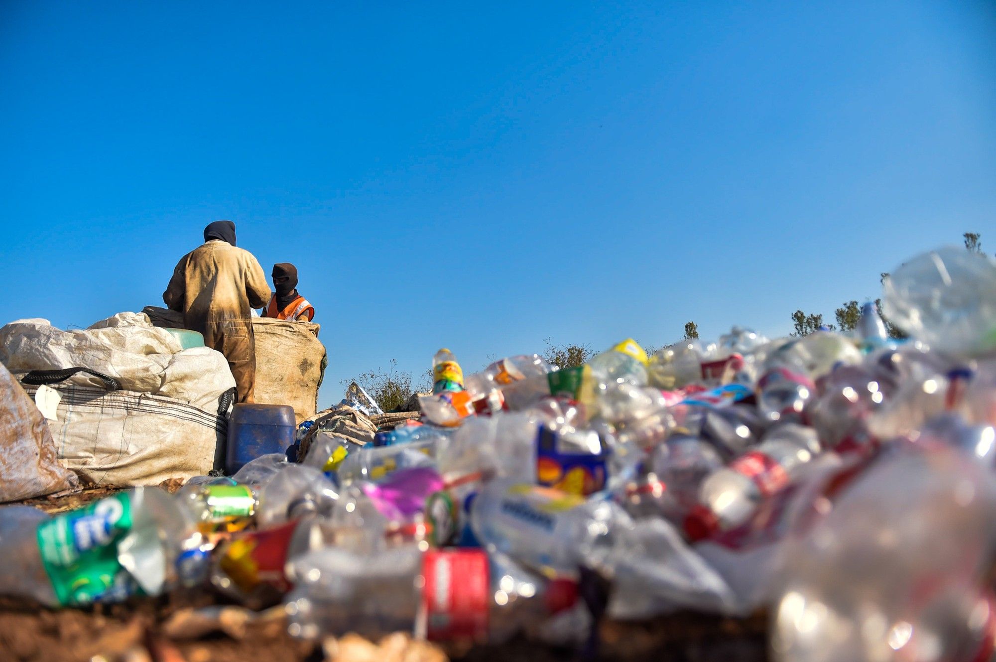 South Africa's commitment to banning plastic microbeads amid global treaty negotiations
