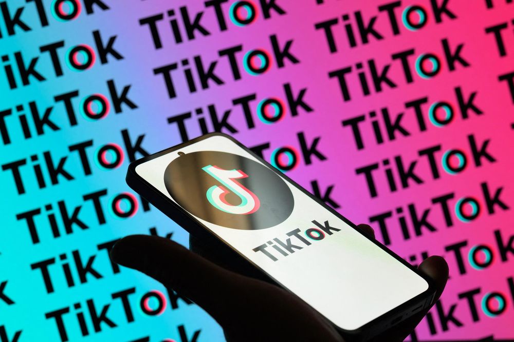 Earning on TikTok: Alternatives for South African creators without the creator fund