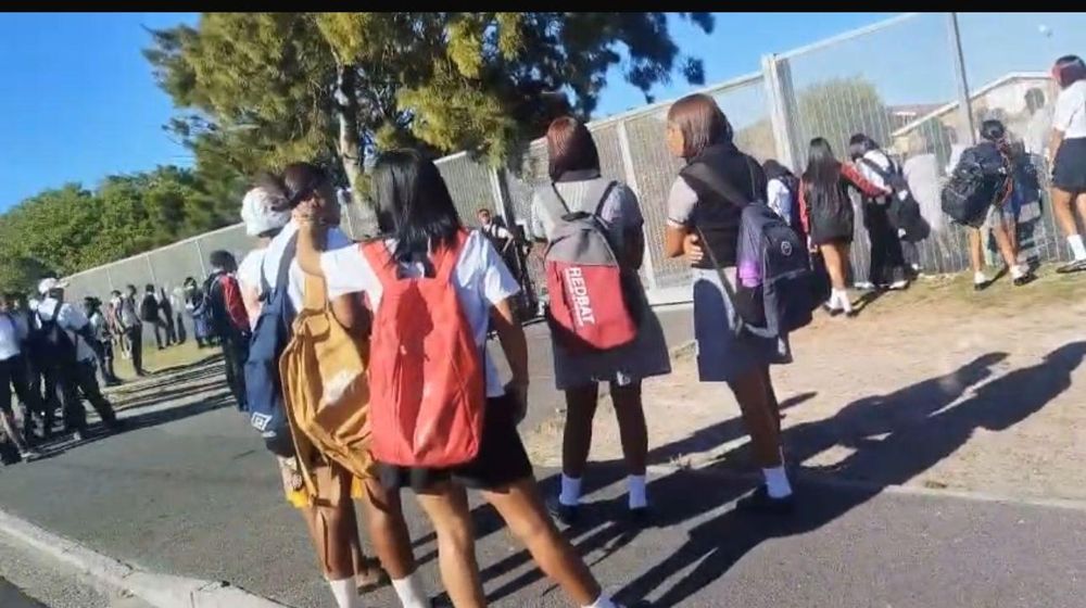 Dye hard: Manenberg learners locked out over colourful hair