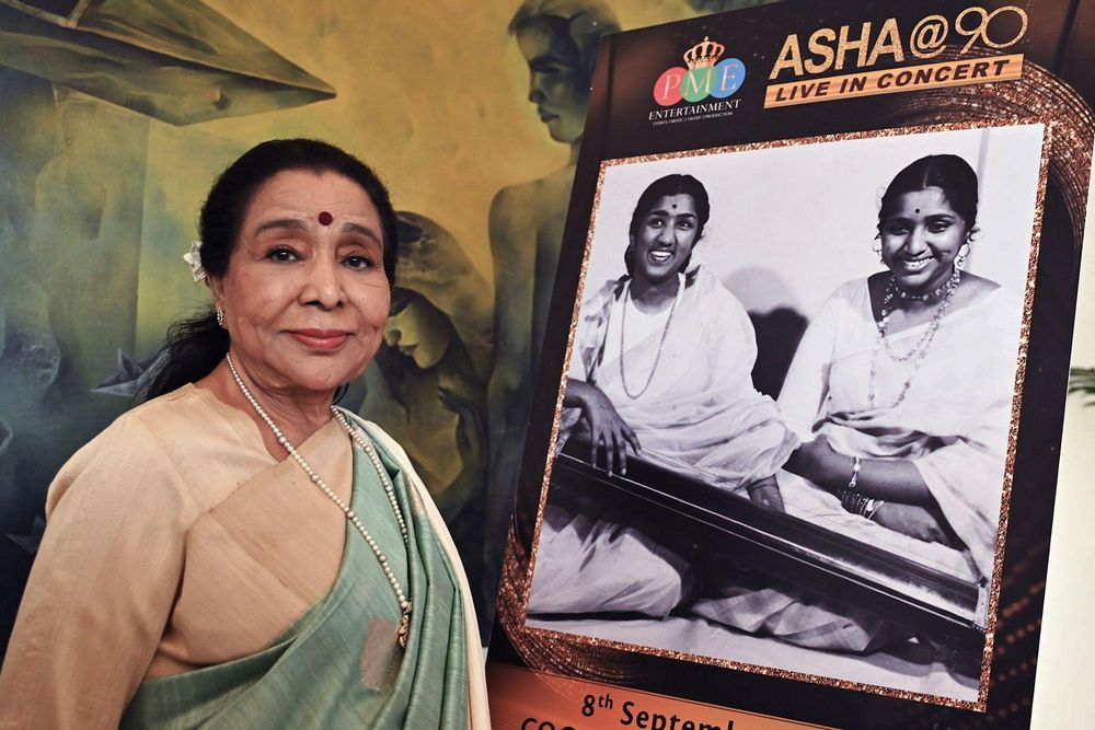 Asha Bhosle, the voice of Bollywood, passes away at 92