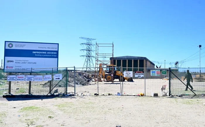 The Sesame Bridge Lentegeur/New Woodlands in Mitchells Plain is the latest City project to face extortion. Picture: Ayanda Ndamane/African News Agency (ANA)