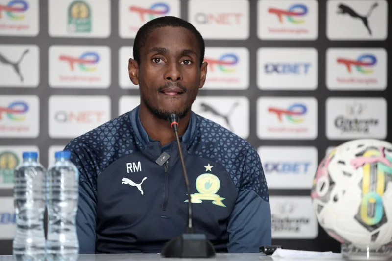 Mokwena open to Pirates return