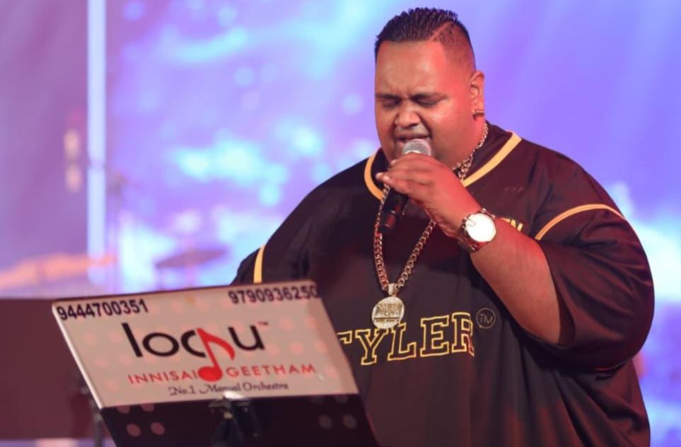 WATCH: Hindu devotional artist Deshan Styler Naidoo bridges faiths with Urdu Ramadaan tribute