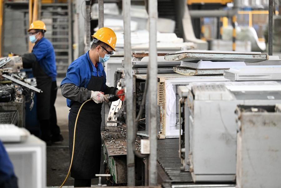 New industries take root in China's recycling economy