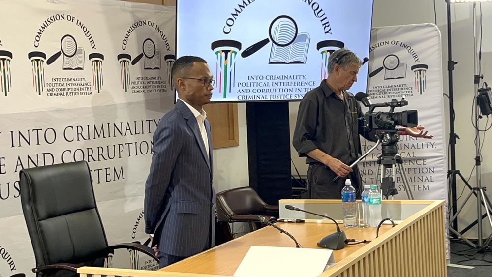 Fake 'Matthew Phosa municipality' exposed in Tshwane tender scandal | Madlanga Commission